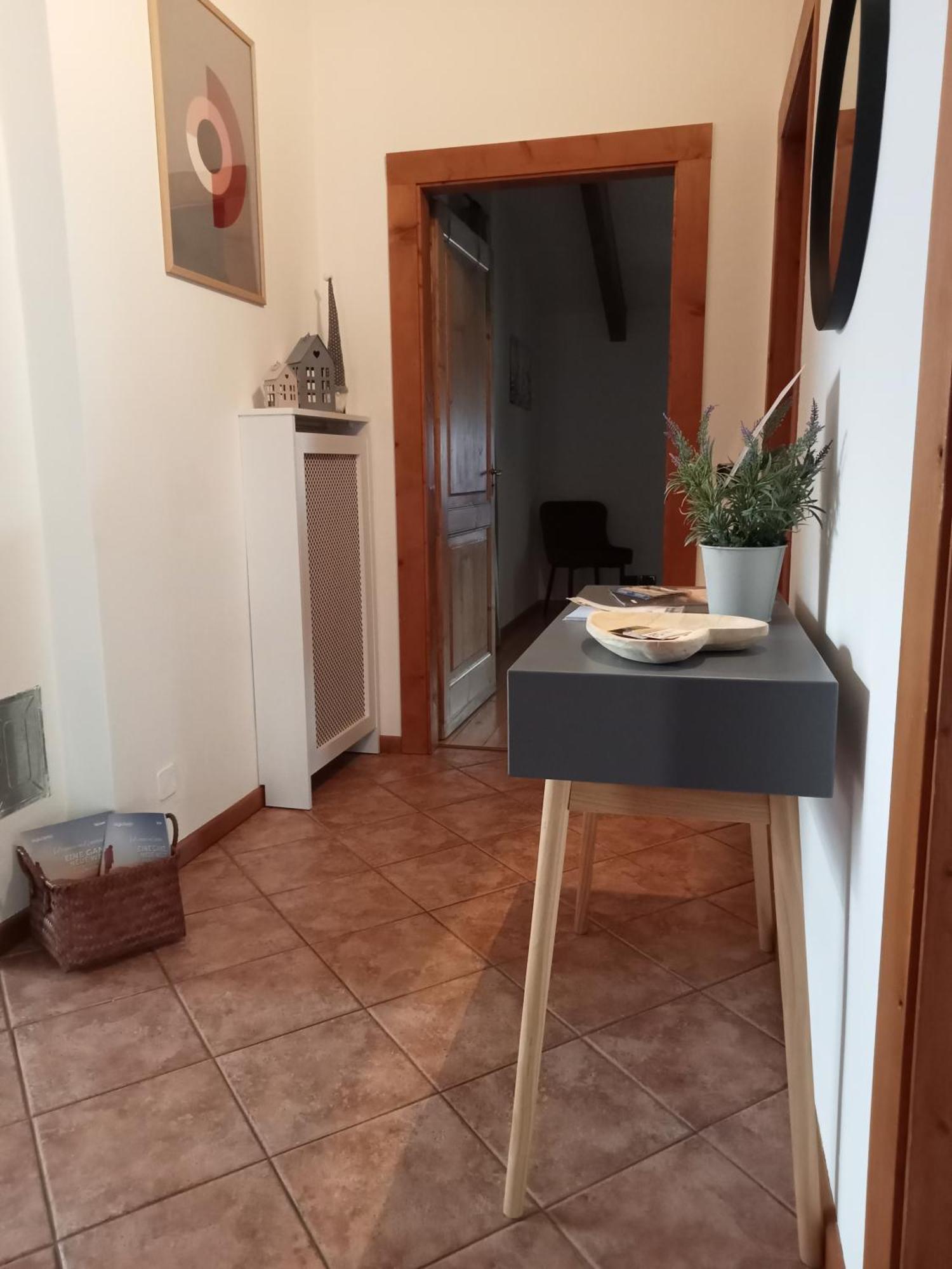 La Casa Di Athos Apartment Tenna Exterior foto